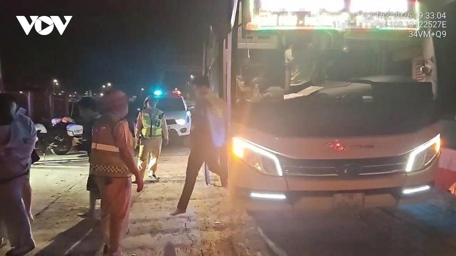 Phạt xe khách 60 triệu đồng vì chở quá số người quy định